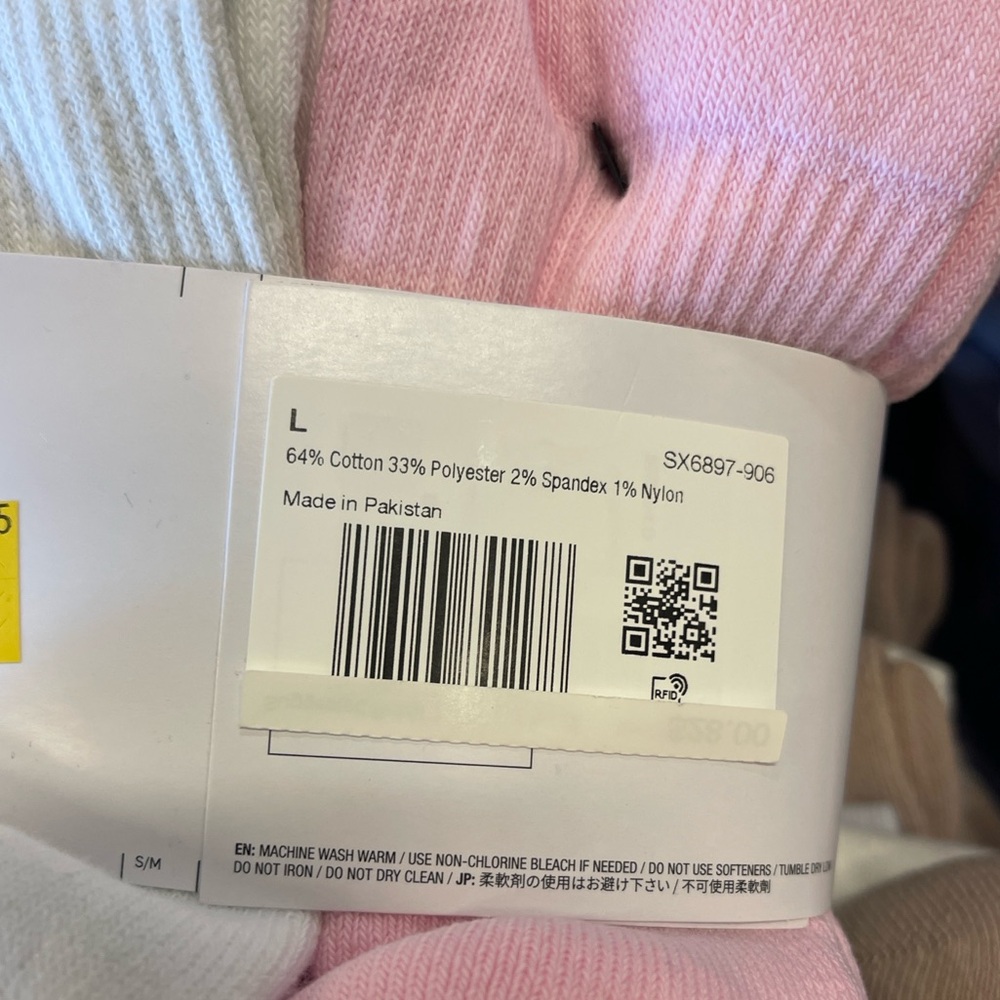 Nike Everyday Plus Cushioned
Training Crew Socks (6 Pairs)
Multi-Color
Size L - Picture 6 of 16